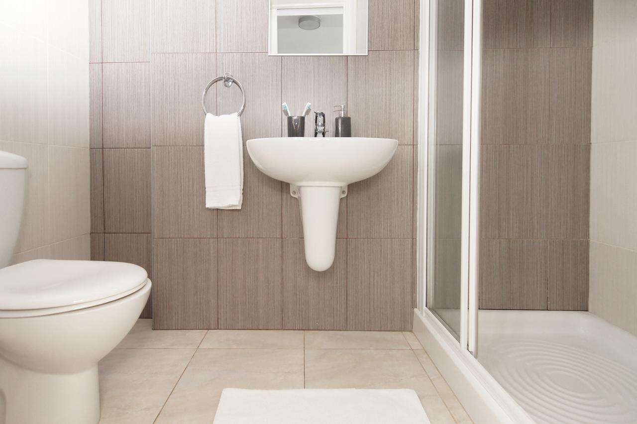 Amber - Coralli Beachfront Apartment بروتاراس المظهر الخارجي الصورة